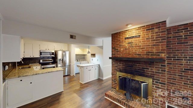 6619 Bunker Hill Circle, Charlotte, NC 28210