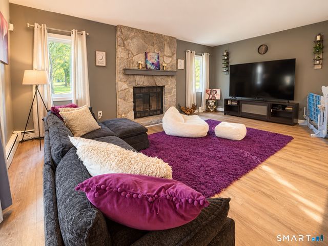 26 Merriman Road, Windsor, CT 06095