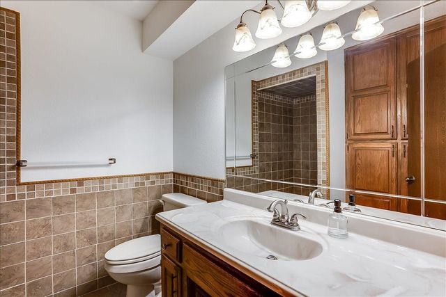 5549 N Athenian, Wichita, KS 67204