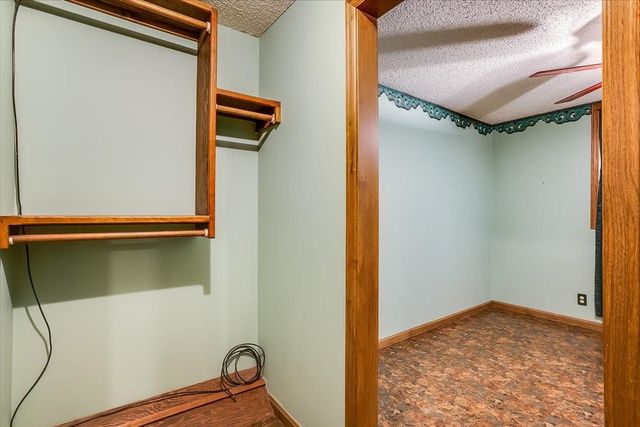 5549 N Athenian, Wichita, KS 67204