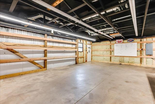 5549 N Athenian, Wichita, KS 67204