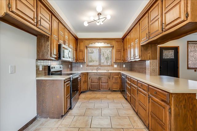 5549 N Athenian, Wichita, KS 67204