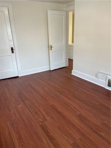 134 S Walnut, Sharpsville, PA 16150