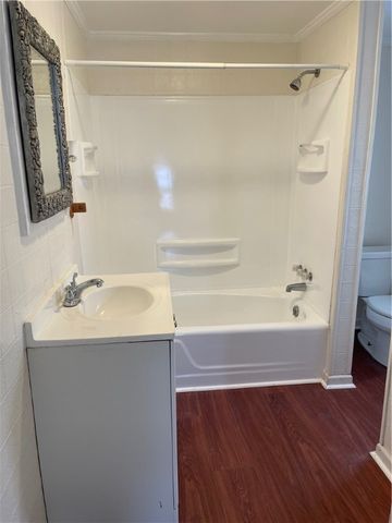 134 S Walnut, Sharpsville, PA 16150