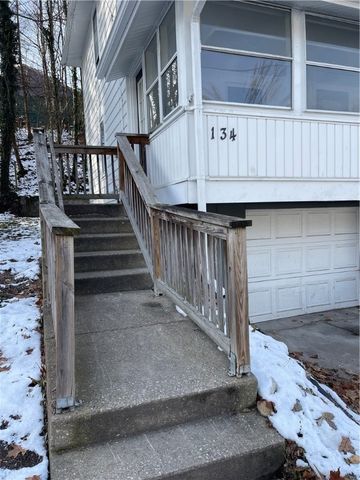 134 S Walnut, Sharpsville, PA 16150