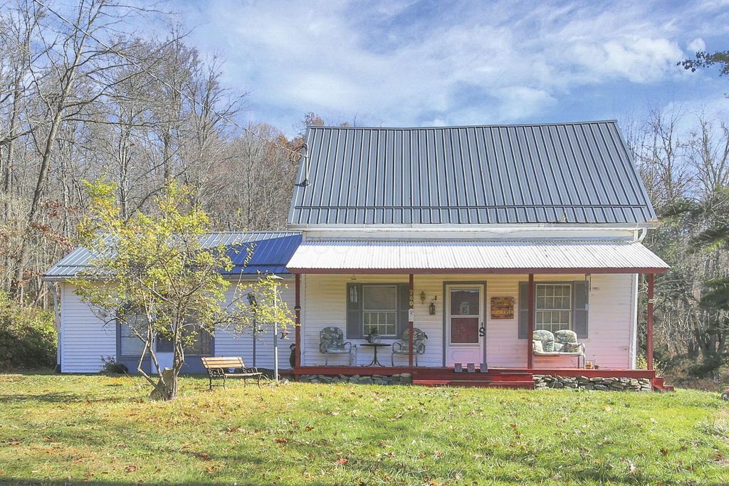 760 Henpeck Road, Utica, OH 43080
