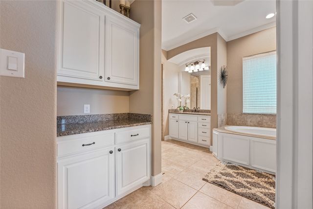 180 Denali Way, Waxahachie, TX 75167