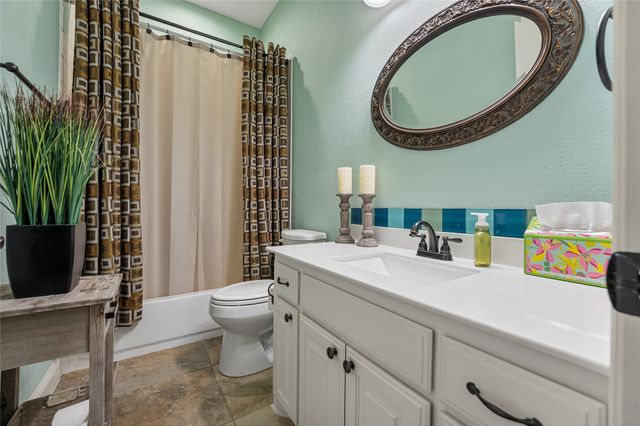 180 Denali Way, Waxahachie, TX 75167