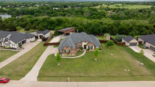 180 Denali Way, Waxahachie, TX 75167