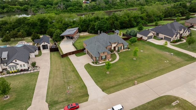 180 Denali Way, Waxahachie, TX 75167