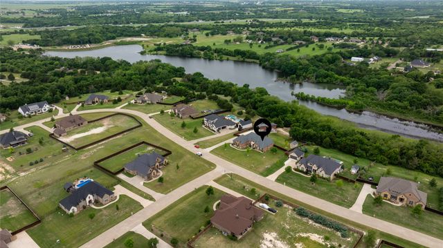 180 Denali Way, Waxahachie, TX 75167