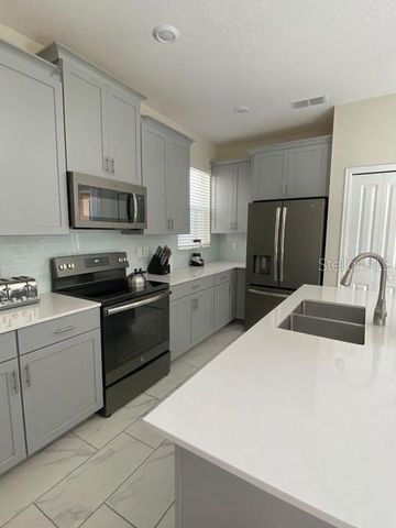 2813 BOOKMARK DRIVE, Kissimmee, FL 34746