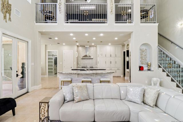 124 Stone Hill, San Antonio, TX 78258