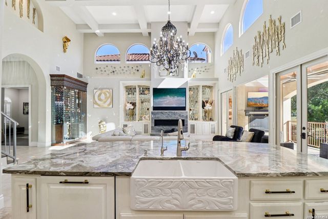 124 Stone Hill, San Antonio, TX 78258