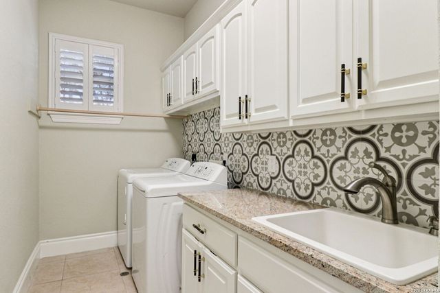 124 Stone Hill, San Antonio, TX 78258