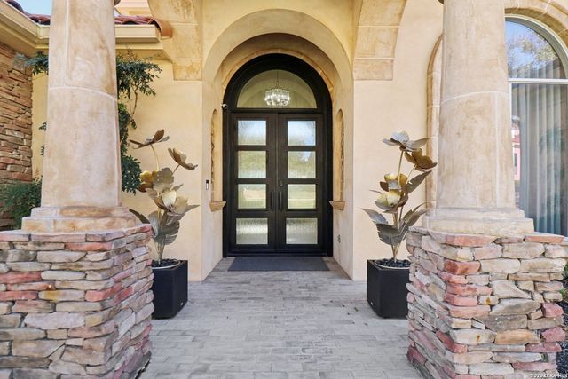 124 Stone Hill, San Antonio, TX 78258