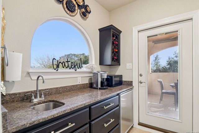 124 Stone Hill, San Antonio, TX 78258