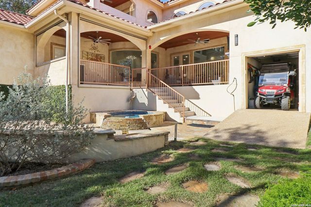 124 Stone Hill, San Antonio, TX 78258