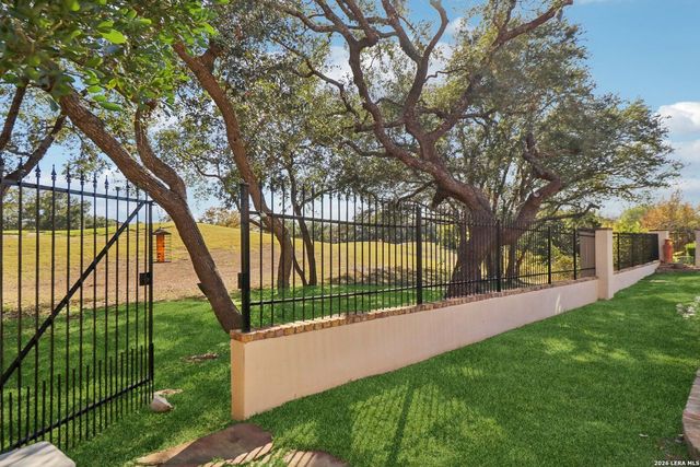 124 Stone Hill, San Antonio, TX 78258