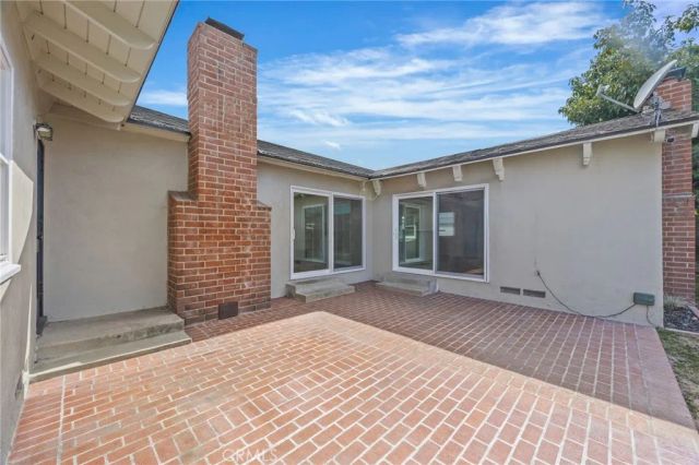 2445 W Marian, Anaheim, CA 92804
