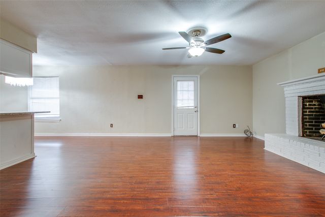 101 Teakwood Drive, Princeton, TX 75407