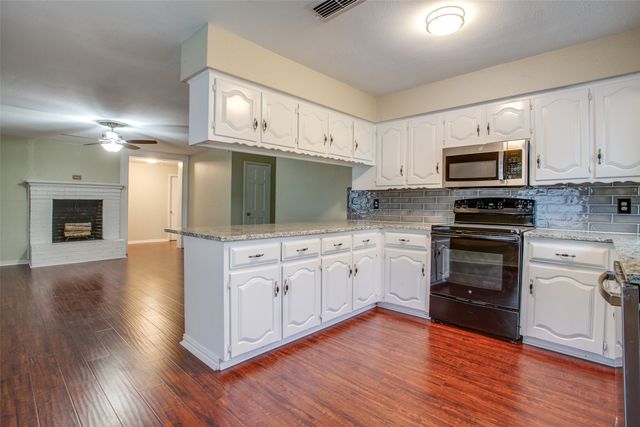101 Teakwood Drive, Princeton, TX 75407