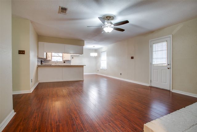101 Teakwood Drive, Princeton, TX 75407