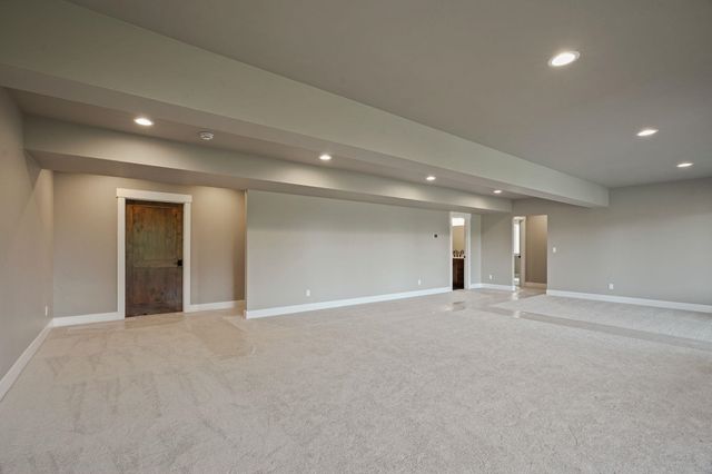 14303 E 39th Ln, Veradale, WA 99037
