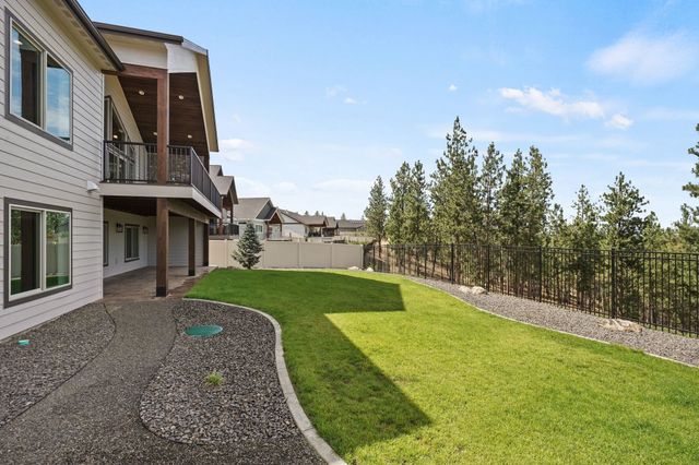 14303 E 39th Ln, Veradale, WA 99037