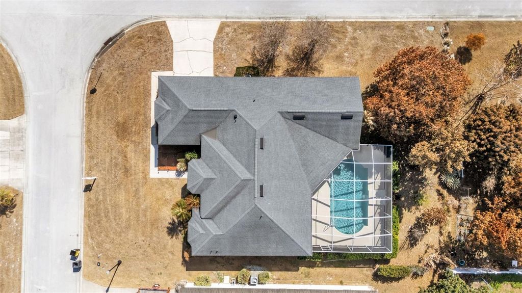 Image 3 of property listing at 2246 COLONY CLUB DRIVE, Lakeland, FL 33813