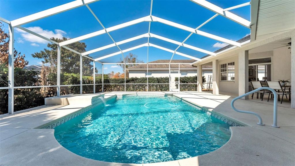 Image 4 of property listing at 2246 COLONY CLUB DRIVE, Lakeland, FL 33813