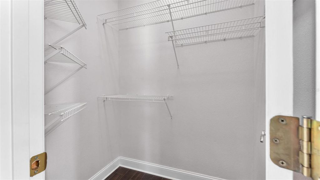 Image 37 of property listing at 2246 COLONY CLUB DRIVE, Lakeland, FL 33813