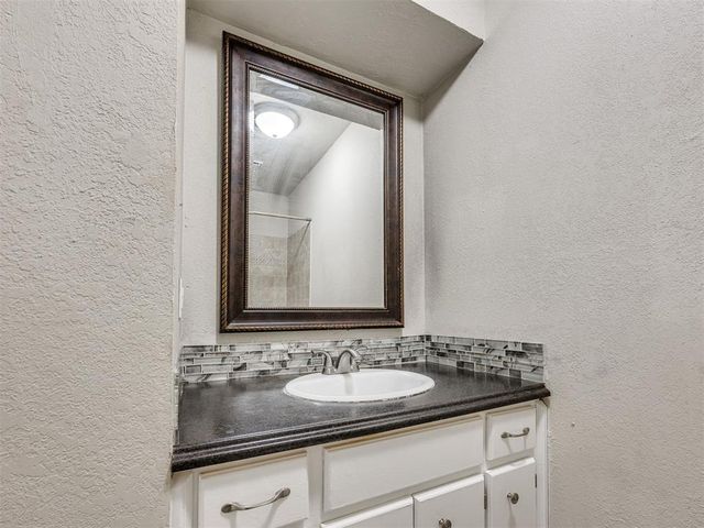 2325 County Road 1268 Road, Blanchard, OK 73010