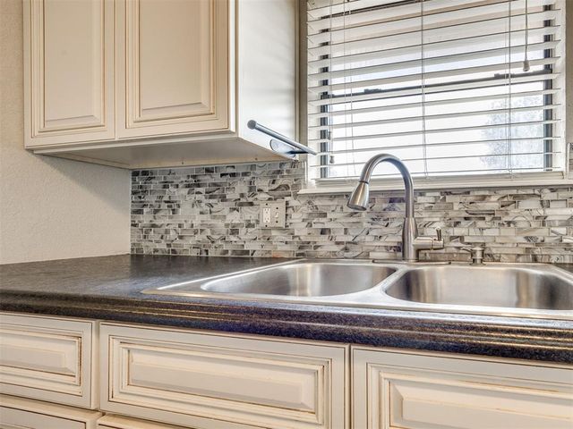 2325 County Road 1268 Road, Blanchard, OK 73010