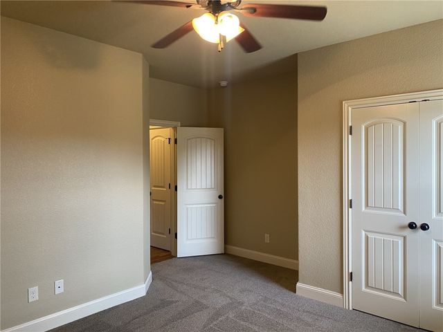 6202 W Sage Drive, Rogers, AR 72758