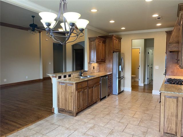 6202 W Sage Drive, Rogers, AR 72758