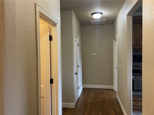 6202 W Sage Drive, Rogers, AR 72758