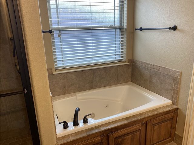 6202 W Sage Drive, Rogers, AR 72758