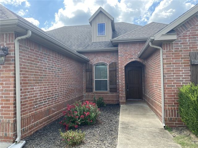 6202 W Sage Drive, Rogers, AR 72758