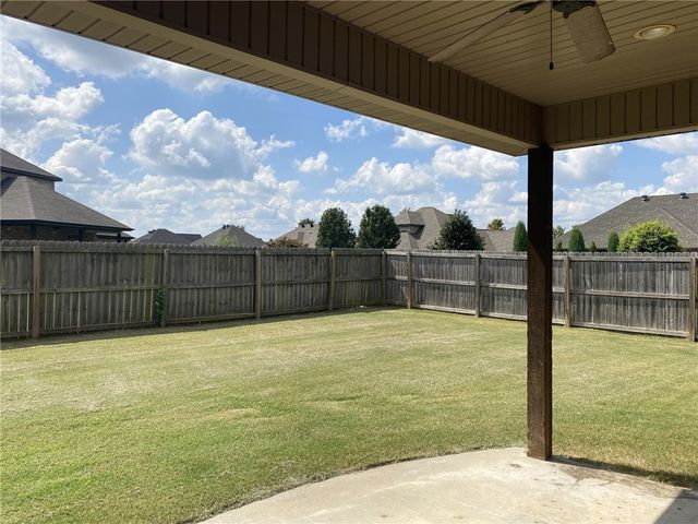 6202 W Sage Drive, Rogers, AR 72758