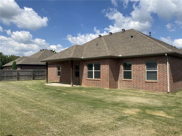 6202 W Sage Drive, Rogers, AR 72758