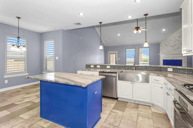 31710 Sydney Creek Drive, Hockley, TX 77447