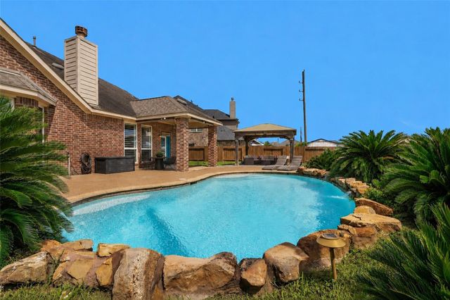 31710 Sydney Creek Drive, Hockley, TX 77447