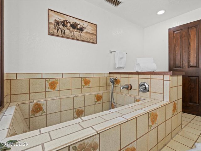 20449 Temelec Way, Reno, NV 89521