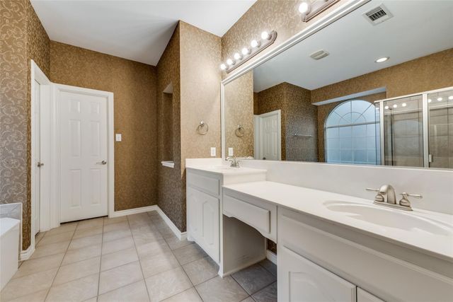 1213 Vistawood Drive, Mansfield, TX 76063