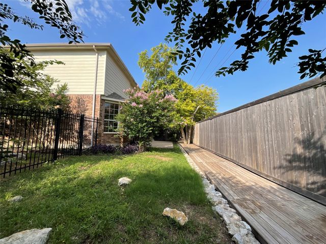 1213 Vistawood Drive, Mansfield, TX 76063