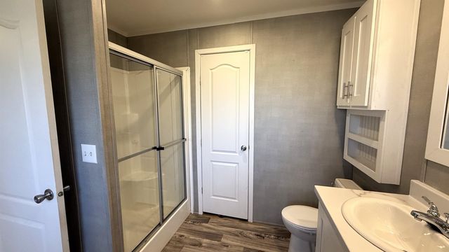 6089 E Juanita Dr, Longview, TX 75605