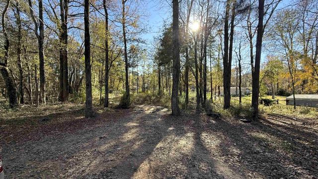 6089 E Juanita Dr, Longview, TX 75605