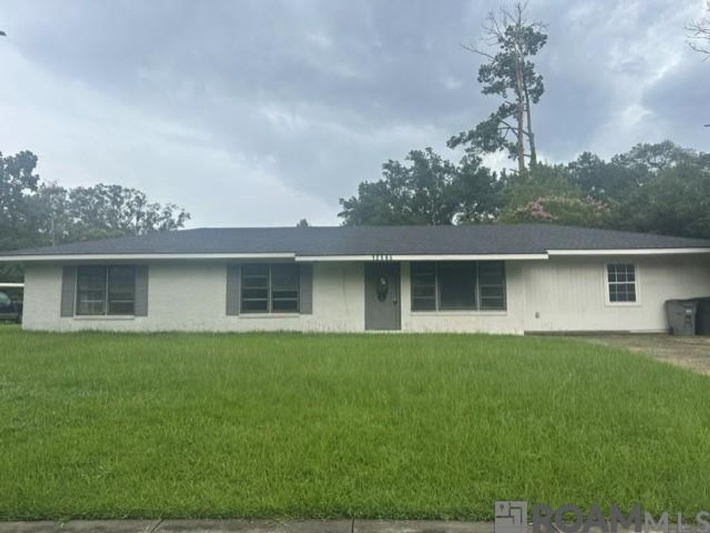 12545 Canterbury Dr, Baton Rouge, LA 70814