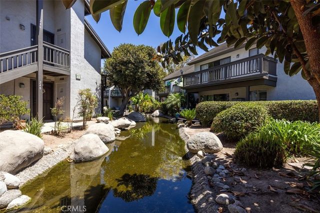 306 Orange Blossom, Irvine, CA 92618